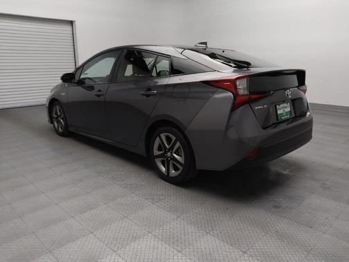 2020 Toyota Prius XLE