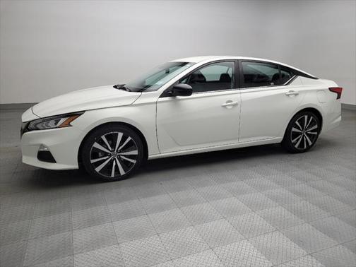2021 Nissan Altima SR FWD
