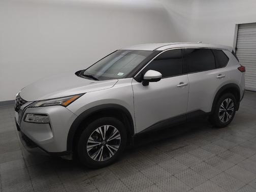 Brilliant Silver Metallic 2021 Nissan Rogue SV