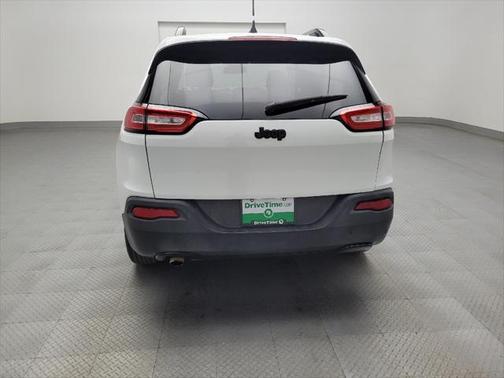 2017 Jeep Cherokee Sport
