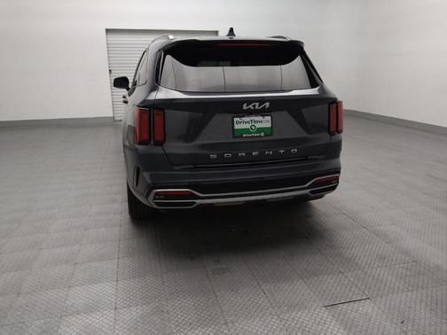 Gravity Grey 2022 Kia Sorento S