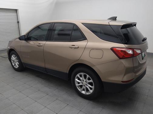 Sandy Ridge Metallic 2019 Chevrolet Equinox LS