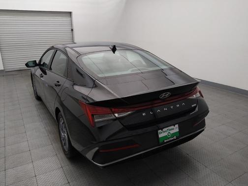 Abyss Black 2025 Hyundai ELANTRA HEV Blue