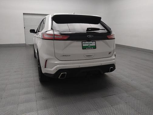 2020 Ford Edge ST