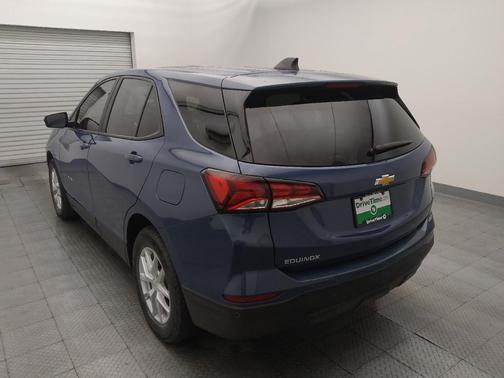 Lakeshore Blue Metallic 2024 Chevrolet Equinox LS