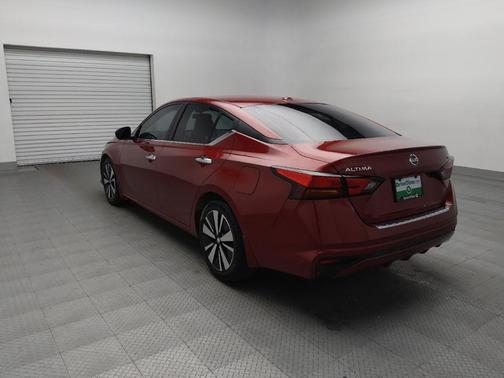 2021 Nissan Altima 2.5 SV