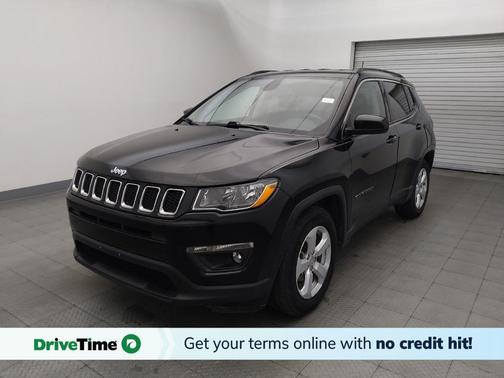 Diamond Black Crystal Pearlcoat 2021 Jeep Compass Latitude