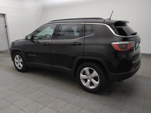 Diamond Black Crystal Pearlcoat 2021 Jeep Compass Latitude