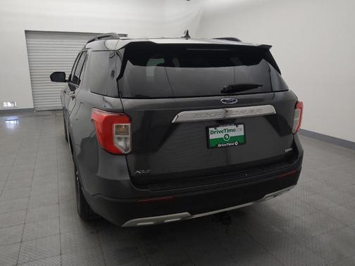 Magnetic Metallic 2020 Ford Explorer XLT