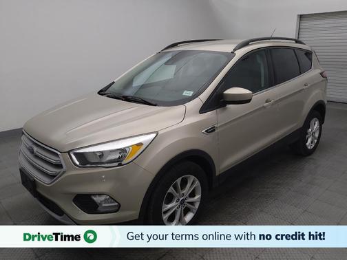 Gold 2018 Ford Escape SE