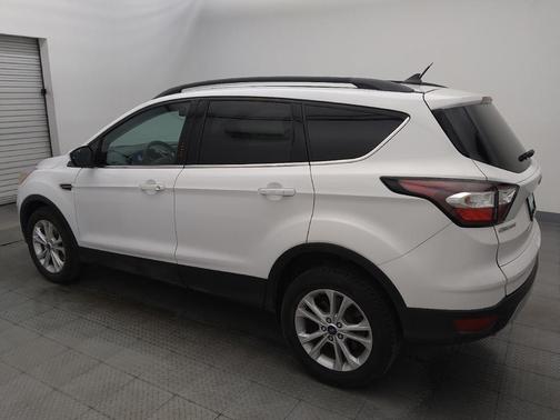 White 2018 Ford Escape SE