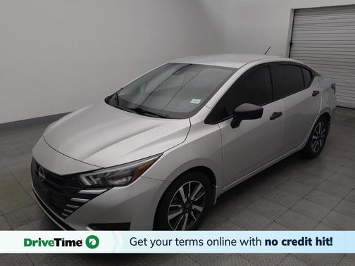 Brilliant Silver Metallic 2025 Nissan Versa 1.6 S