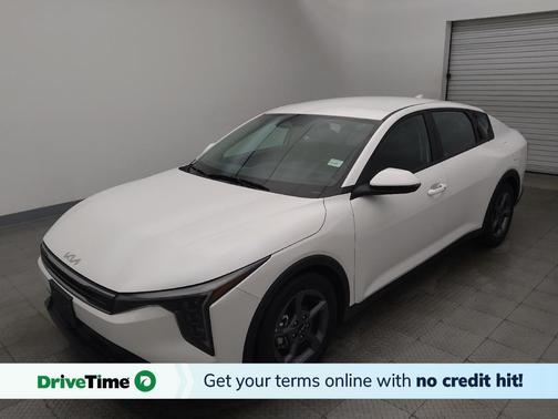 Snow White Pearl 2025 Kia K4 LXS