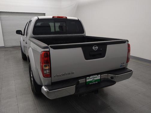 Gun Metallic 2019 Nissan Frontier SV
