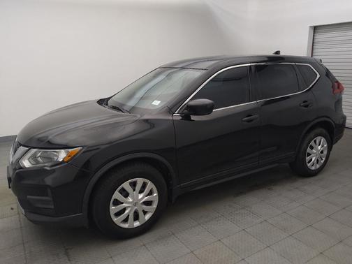 Magnetic Black Pearl 2020 Nissan Rogue S