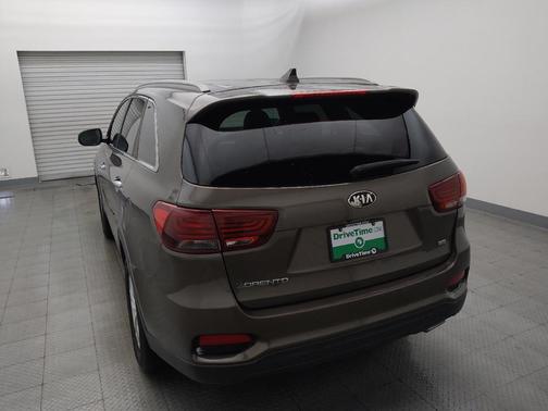 Dragon Brown 2019 Kia Sorento LX