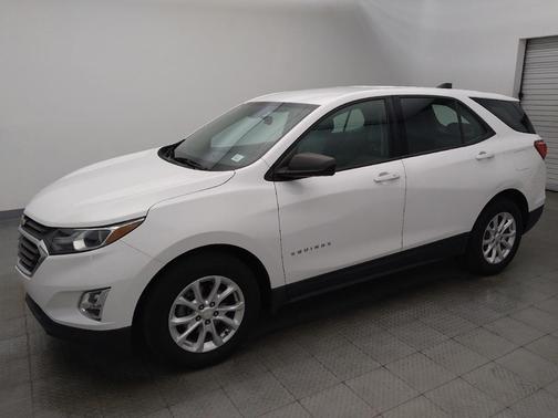 Summit White 2019 Chevrolet Equinox LS
