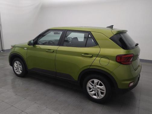 2022 Hyundai VENUE SE