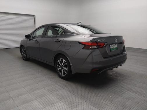 2021 Nissan Versa 1.6 SV