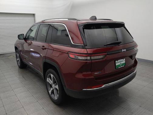 Velvet Red Pearlcoat 2022 Jeep Grand Cherokee 4xe Base