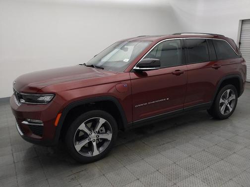 Velvet Red Pearlcoat 2022 Jeep Grand Cherokee 4xe Base