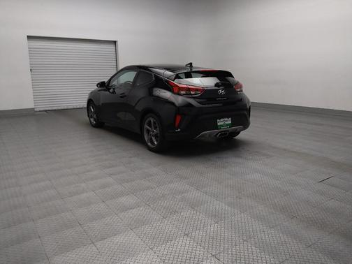 2020 Hyundai Veloster 2