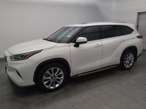 Blizzard Pearl 2021 Toyota Highlander Limited
