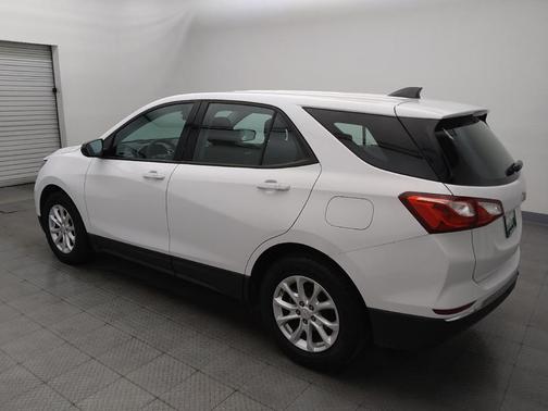 Summit White 2018 Chevrolet Equinox LS