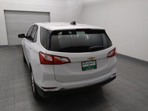 Summit White 2018 Chevrolet Equinox LS