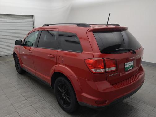 Redline 2 Coat Pearl 2019 Dodge Journey SE