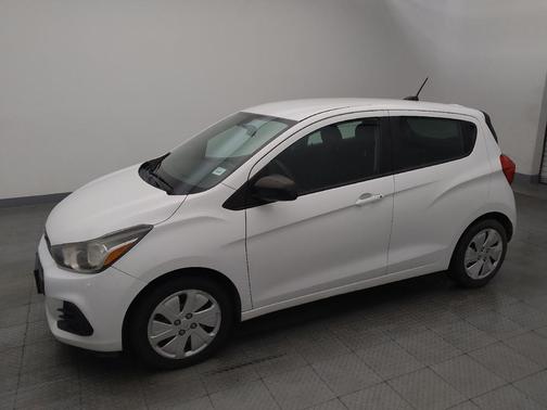 Summit White 2018 Chevrolet Spark LS