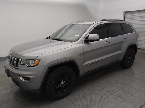 Billet Silver Metallic Clearcoat 2017 Jeep Grand Cherokee Laredo
