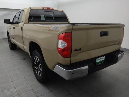 Tan 2019 Toyota Tundra SR5