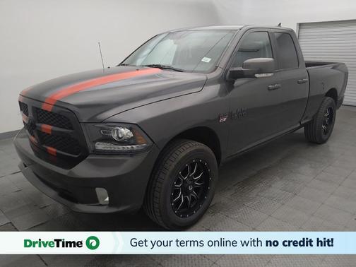 Granite Crystal Metallic Clearcoat 2018 RAM 1500 Night Quad Cab 4x2 6'4' Box