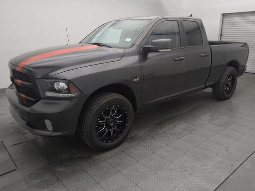 Granite Crystal Metallic Clearcoat 2018 RAM 1500 Night Quad Cab 4x2 6'4' Box