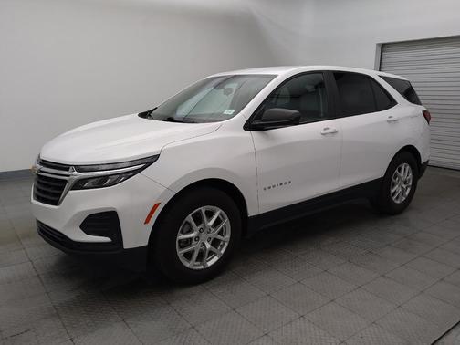 Summit White 2022 Chevrolet Equinox LS