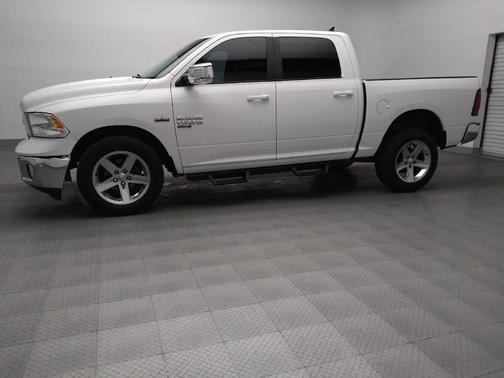 Bright White Clearcoat 2019 RAM 1500 Lone Star