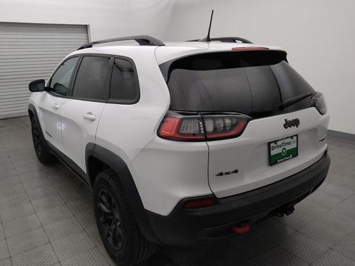 Bright White Clearcoat 2022 Jeep Cherokee Trailhawk