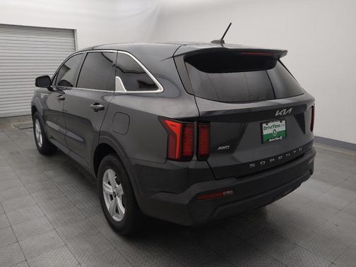 2022 Kia Sorento LX