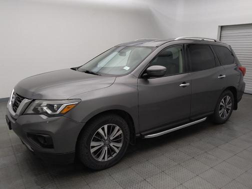 Gun Metallic 2019 Nissan Pathfinder SV