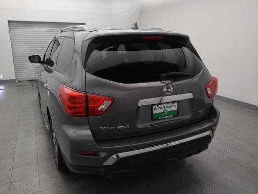 Gun Metallic 2019 Nissan Pathfinder SV