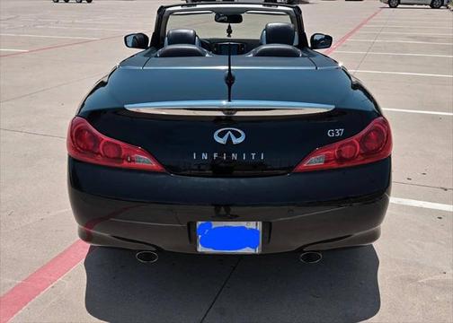 2011 INFINITI G37 Base