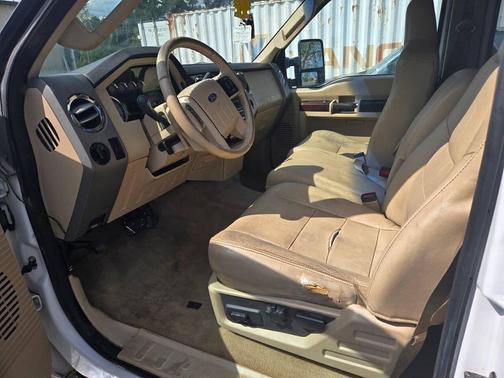 2008 Ford F-250 Lariat Crew Cab Super Duty