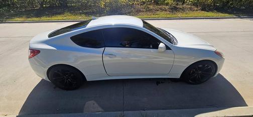 2011 Hyundai Genesis Coupe 3.8 R-Spec