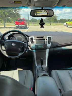 2009 Hyundai SONATA Limited