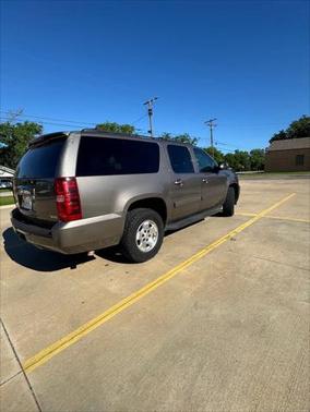 2011 Chevrolet Suburban 1500 LT