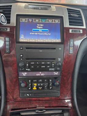 2010 Cadillac Escalade Luxury