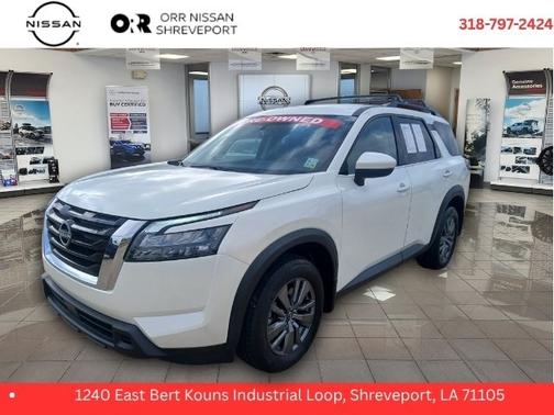 2024 Nissan Pathfinder SV