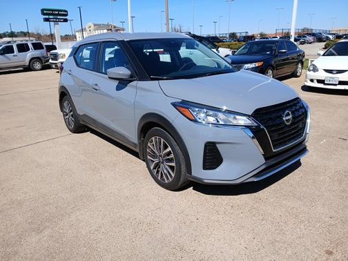 2024 Nissan Kicks SV