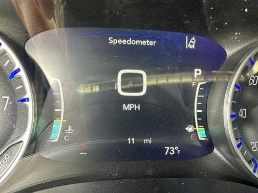 2026 Chrysler Voyager LX